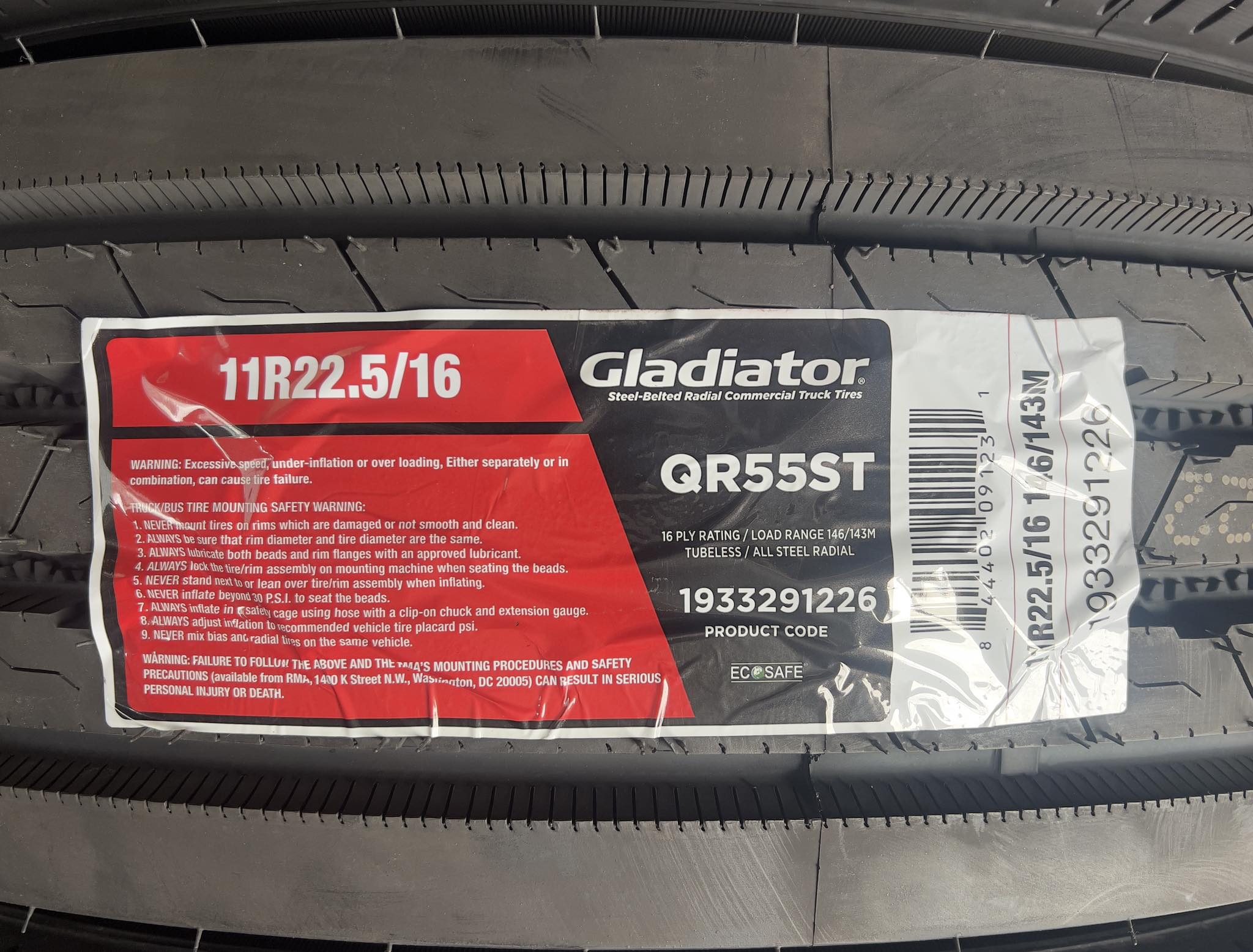 11R22.5 16PR  146/143、 正規品・新品　GLADIATOR（グラディエーター）2025年製、生産地タイ　