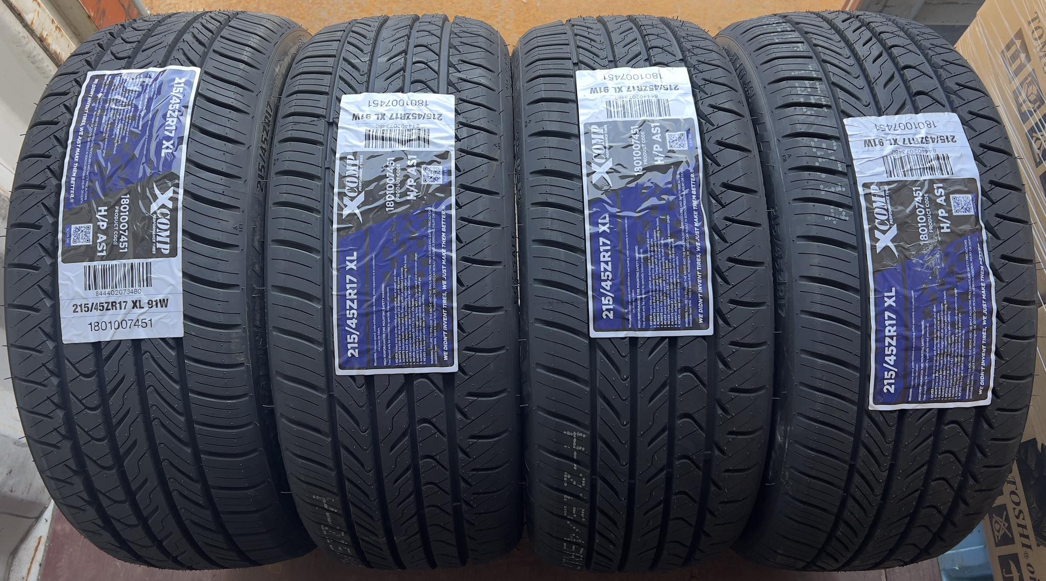 215/45ZR17 XL 91、 正規品・新品　GLADIATOR（グラディエーター）Xcomp HP AS1、2026年製　